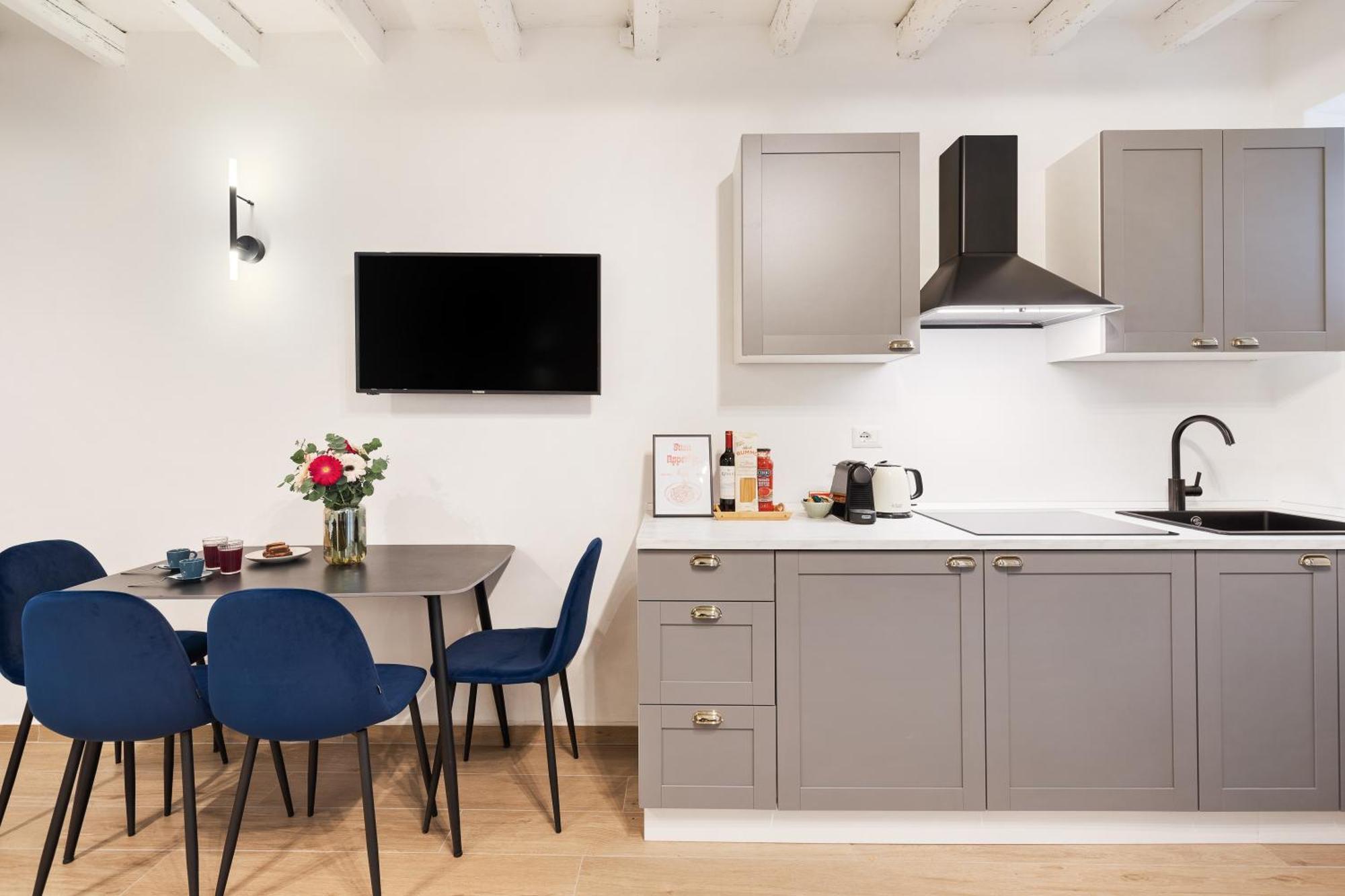 Leopardo Boutique Apartment In Trastevere Rom Exterior foto