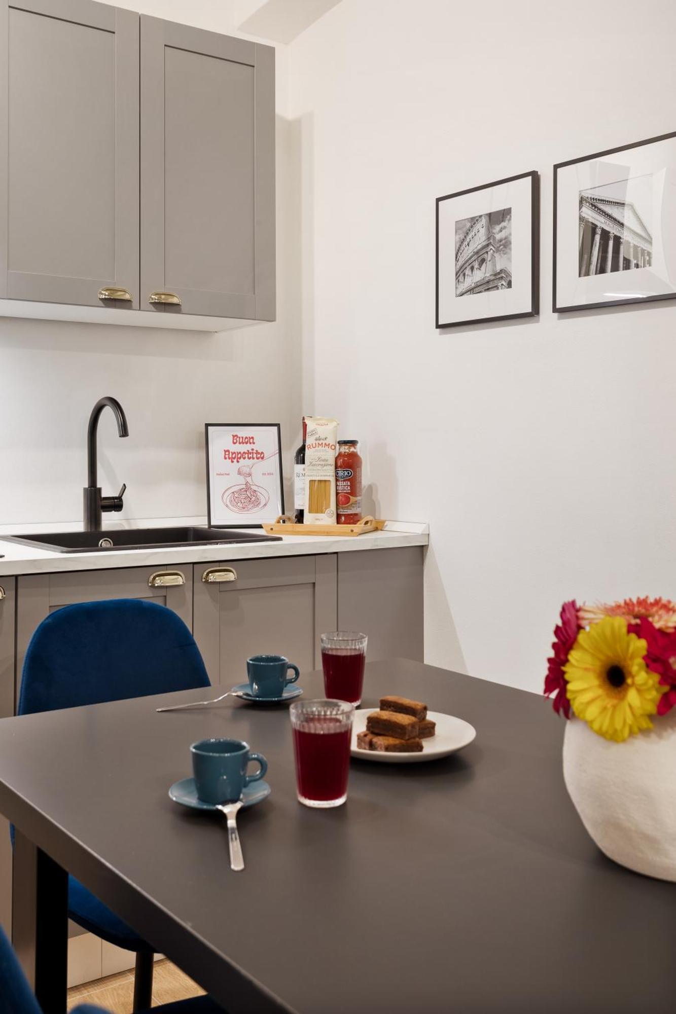 Leopardo Boutique Apartment In Trastevere Rom Exterior foto