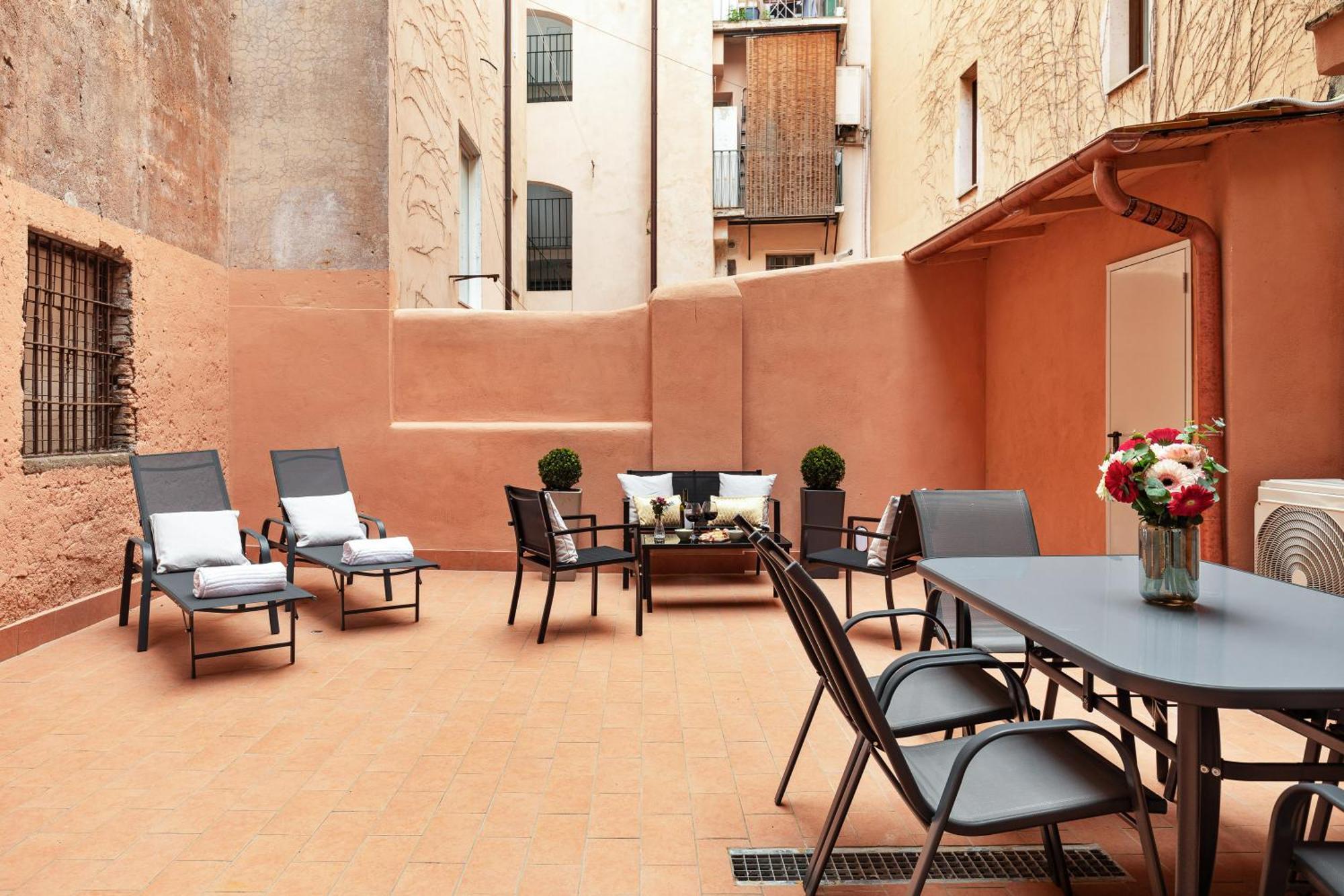 Leopardo Boutique Apartment In Trastevere Rom Exterior foto