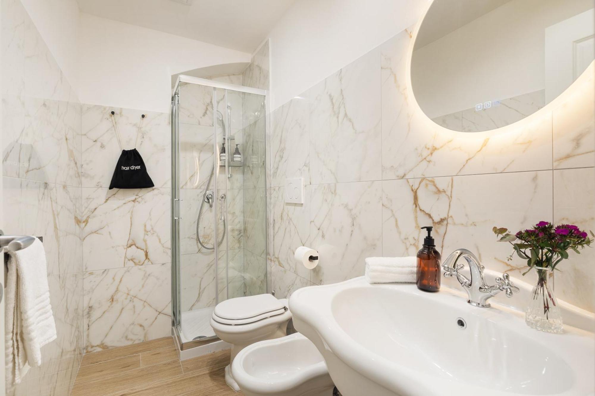 Leopardo Boutique Apartment In Trastevere Rom Exterior foto